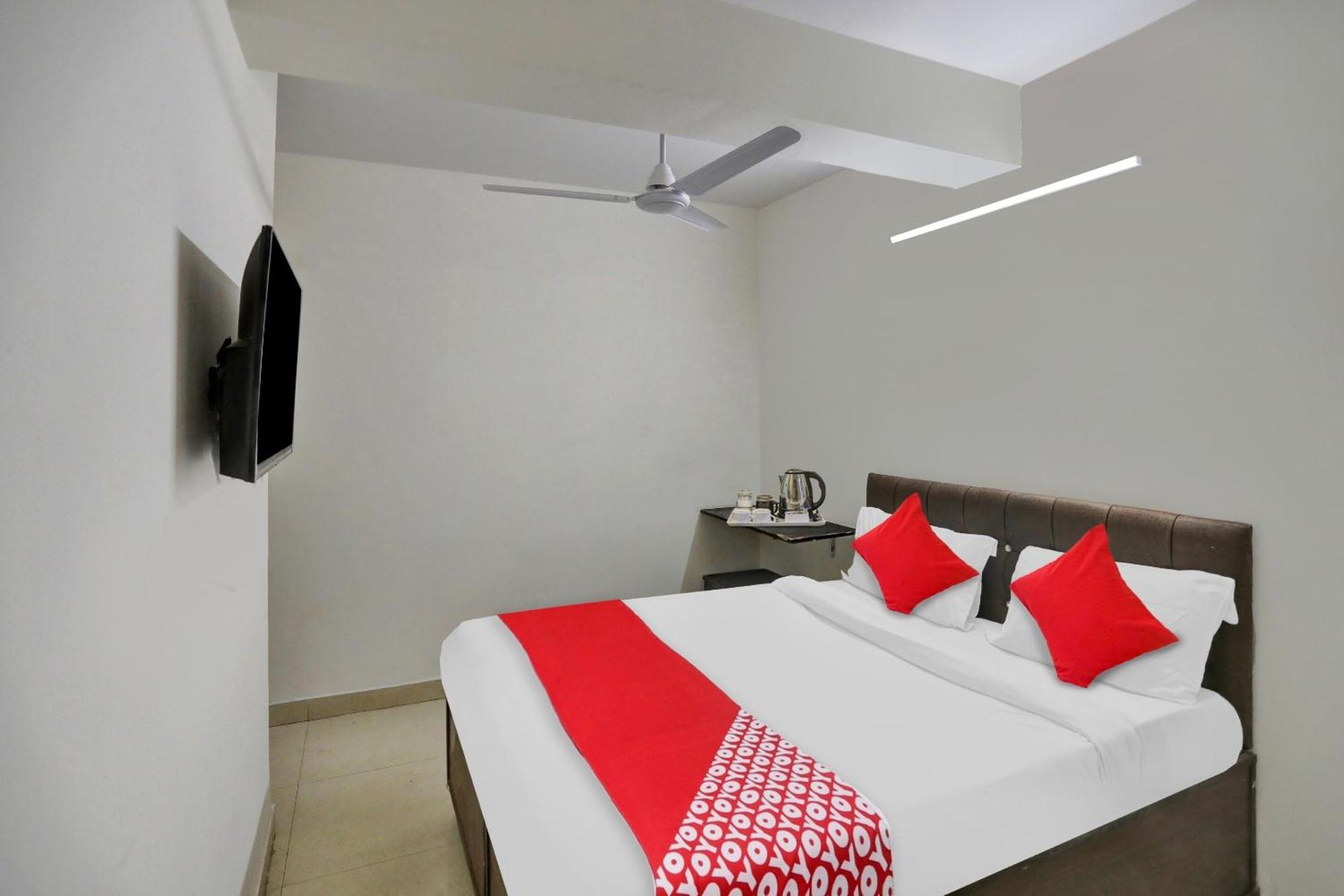 Hotel O Kalkaji Delhi New Delhi Exterior photo